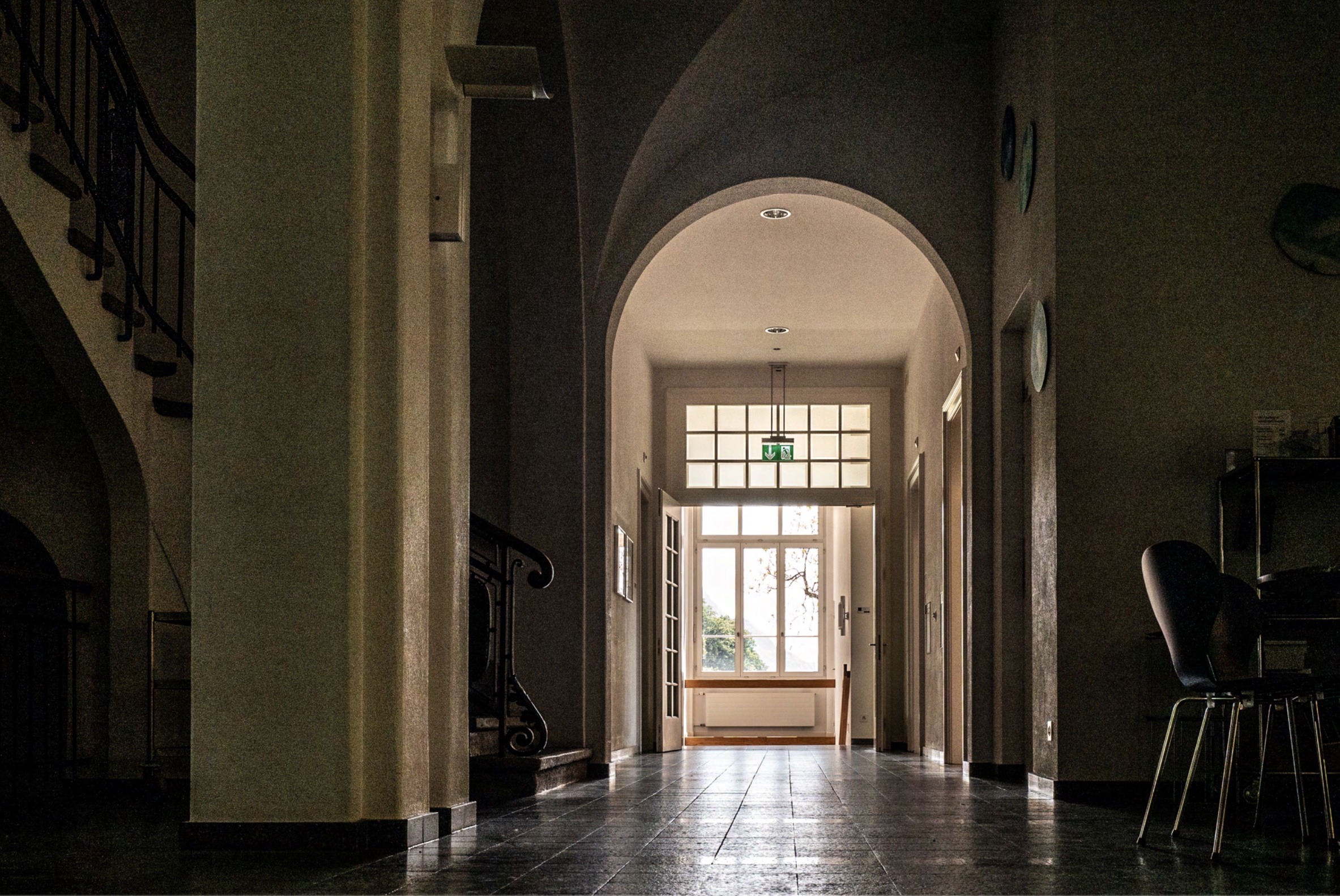 Corridor with arched ceiling